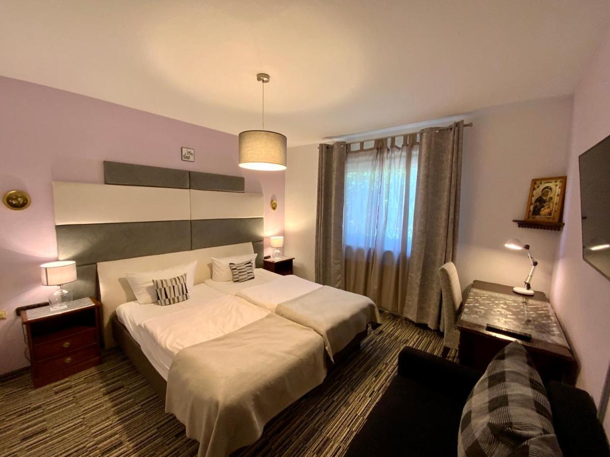 Hotel Attache Raunheim Zewnętrze zdjęcie
