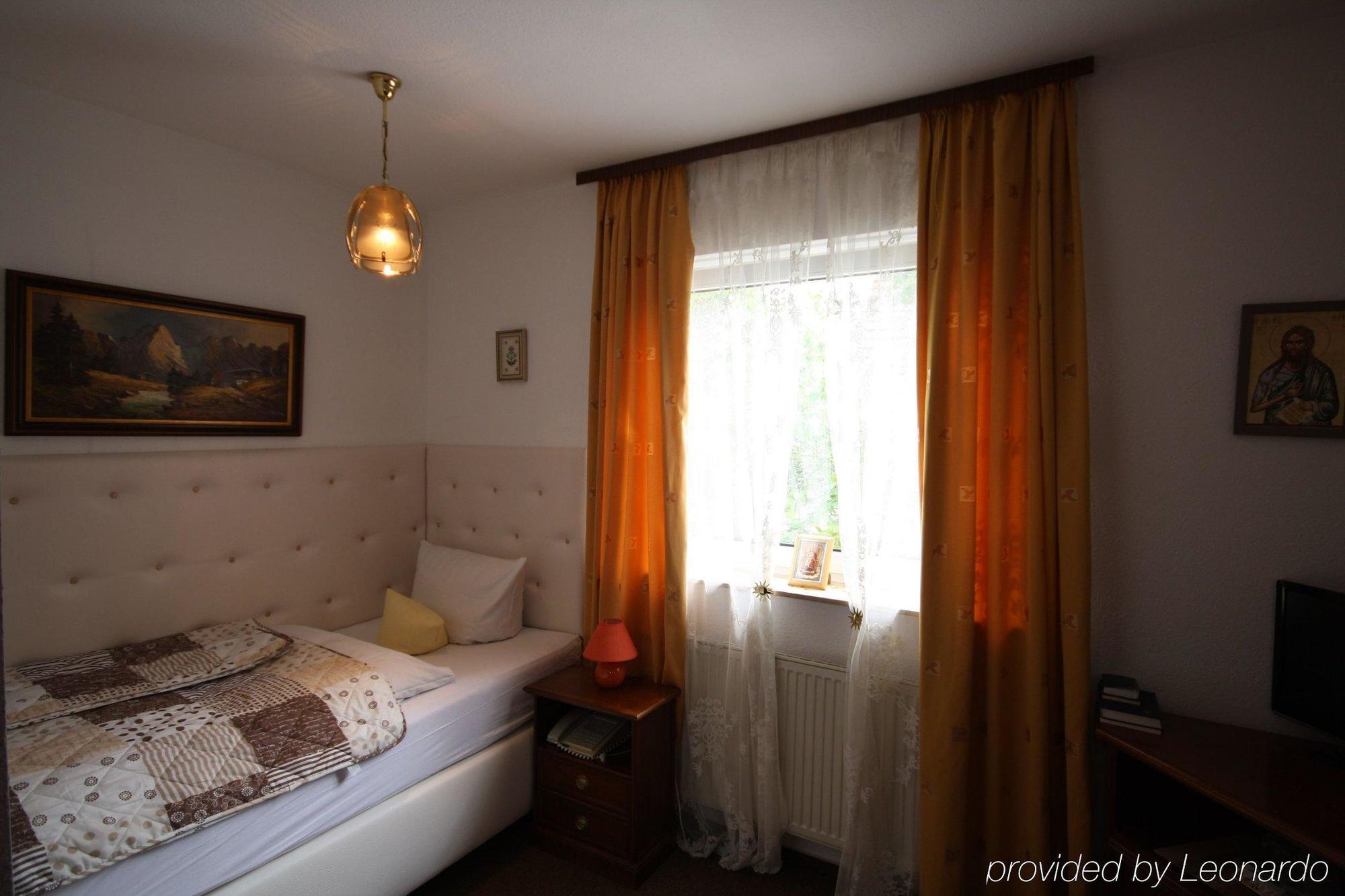 Hotel Attache Raunheim Zewnętrze zdjęcie