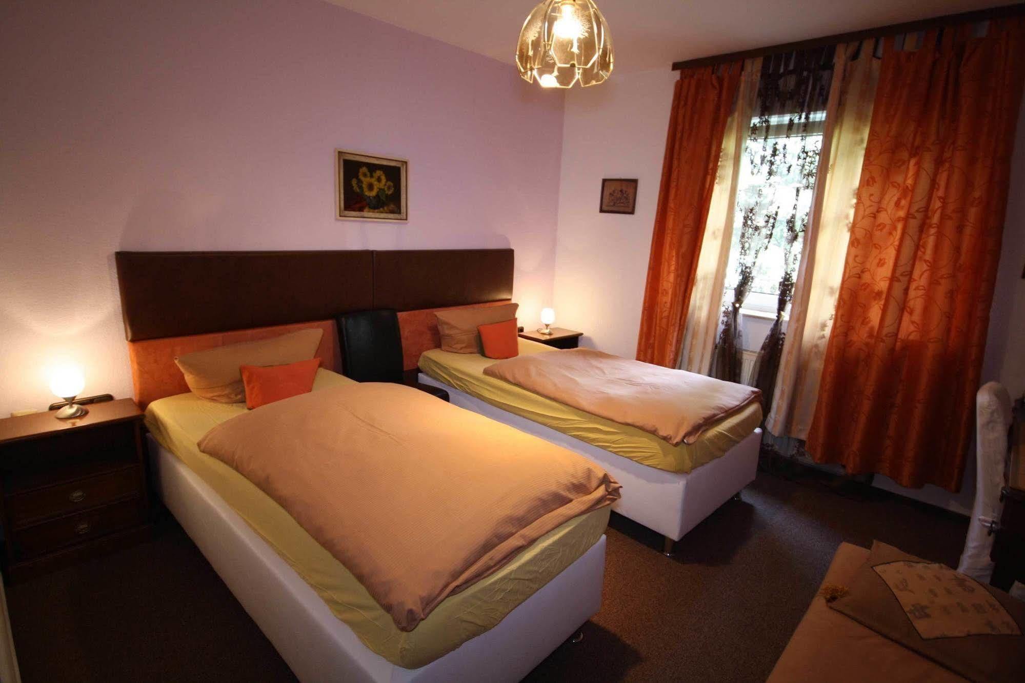 Hotel Attache Raunheim Zewnętrze zdjęcie