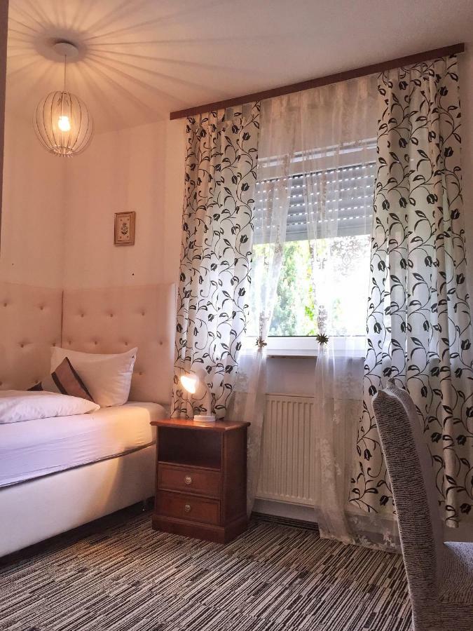Hotel Attache Raunheim Zewnętrze zdjęcie